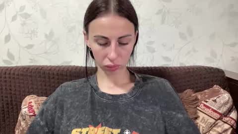 Anna online show from 10-13-25, 07:41