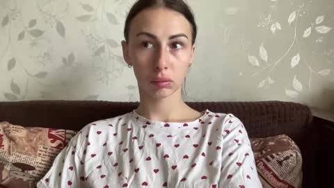 Anna online show from 10-20-25, 06:25