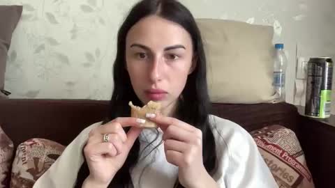 Anna online show from 05-05-26, 12:24