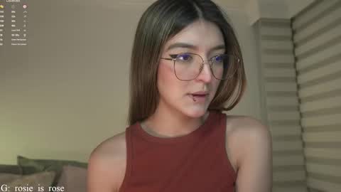 Snapshot of call_me_rosie chatting on 02-22-26, 04:13 online show from 02-22-26, 04:13