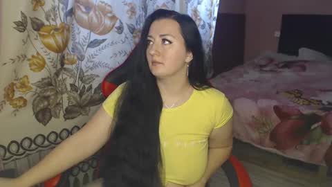 Snapshot of call_me_shaya chatting on 02-08-25, 12:17 Shaya online show from 02-08-25, 12:17