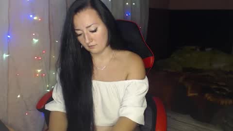 Snapshot of call_me_shaya chatting on 10-14-25, 03:46 Shaya online show from 10-14-25, 03:46