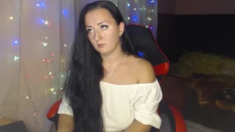 Snapshot of call_me_shaya chatting on 10-16-25, 03:35 Shaya online show from 10-16-25, 03:35