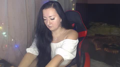 Snapshot of call_me_shaya chatting on 11-11-25, 04:29 Shaya online show from 11-11-25, 04:29