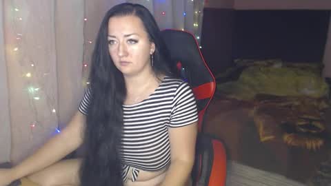 Snapshot of call_me_shaya chatting on 11-12-25, 04:29 Shaya online show from 11-12-25, 04:29