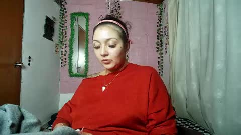 Snapshot of callme_lolas chatting on 05-01-26, 05:56 paula online show from 05-01-26, 05:56