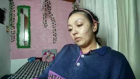 Snapshot of callme_lolas chatting on 05-15-26, 07:04 paula online show from 05-15-26, 07:04