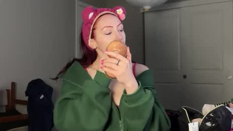 callmelovelie online show from 01-18-26, 04:55