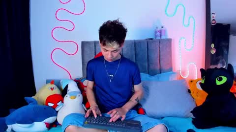 callum online show from 05-12-26, 04:20
