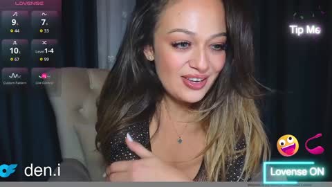 Mirra online show from 10-22-25, 09:47