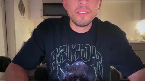 Snapshot of calmalpha chatting on 05-15-26, 03:35 Daddy online show from 05-15-26, 03:35