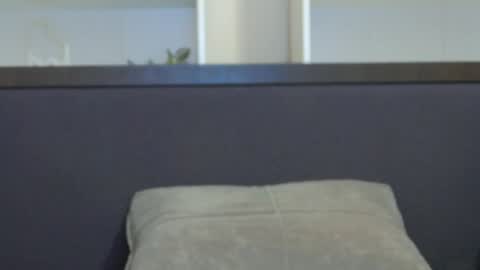 Snapshot of calvin_cay chatting on 01-05-25, 08:10 Calvin online show from 01-05-25, 08:10