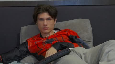 Snapshot of calvin_cay chatting on 01-29-25, 10:53 Calvin online show from 01-29-25, 10:53