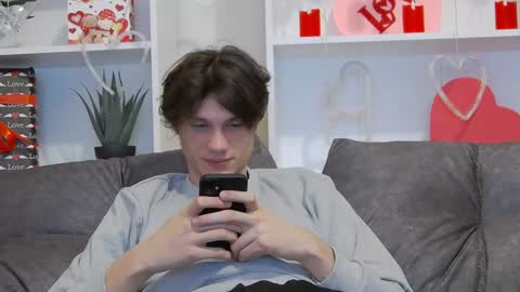 Snapshot of calvin_cay chatting on 02-05-25, 07:53 Calvin online show from 02-05-25, 07:53