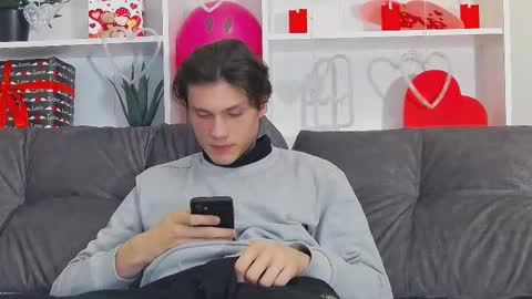 Snapshot of calvin_cay chatting on 02-15-25, 08:54 Calvin online show from 02-15-25, 08:54