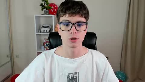 Hey I am Calvin  online show from 03-07-25, 07:05