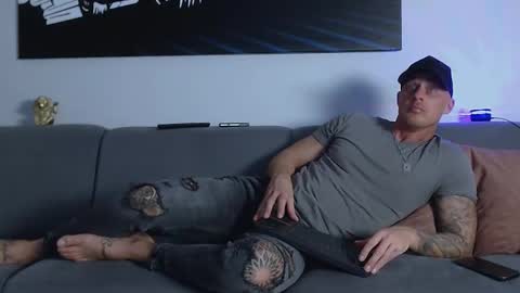 Calvin  online show from 12-14-24, 02:56