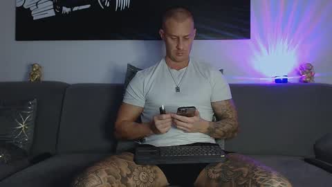 Calvin  online show from 01-10-25, 09:20