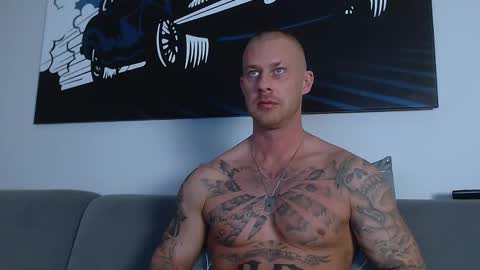 Calvin  online show from 02-04-25, 09:52