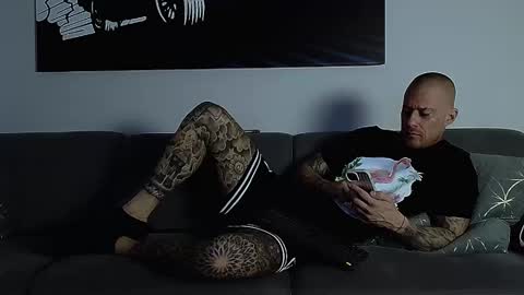 Calvin  online show from 10-02-25, 03:30