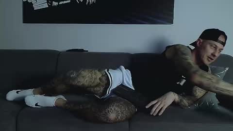 Calvin  online show from 11-05-25, 11:38