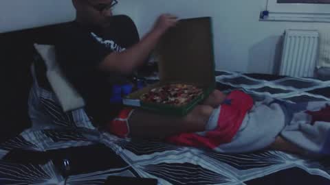 Snapshot of calvinjohnlad chatting on 01-22-25, 06:52 Calvinjohnlad online show from 01-22-25, 06:52