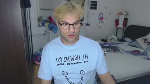 Snapshot of calvinjohnlad chatting on 03-09-25, 07:37 Calvinjohnlad online show from 03-09-25, 07:37