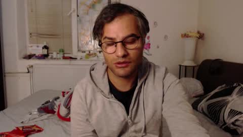 Snapshot of calvinjohnlad chatting on 11-06-25, 06:31 Calvinjohnlad online show from 11-06-25, 06:31