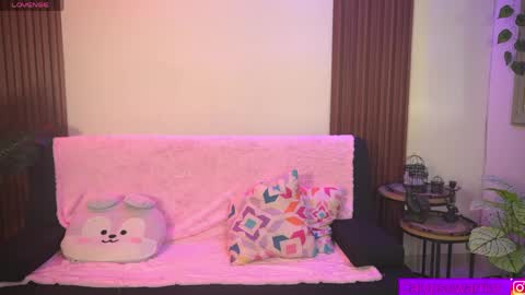 Calypso and Kayla online show from 05-11-26, 06:16