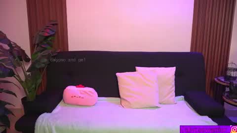 Snapshot of calypso_and_ge1 chatting on 06-18-26, 01:39 Calypso and Kayla online show from 06-18-26, 01:39