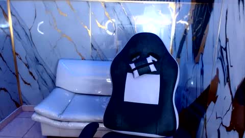 cam_xman online show from 06-26-26, 04:00