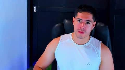 Snapshot of camara110 chatting on 12-08-24, 02:28 camara110 online show from 12-08-24, 02:28