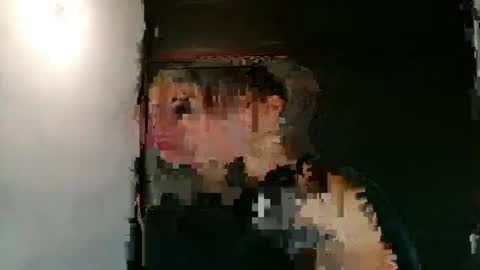 Snapshot of camara110 chatting on 01-16-25, 04:28 camara110 online show from 01-16-25, 04:28