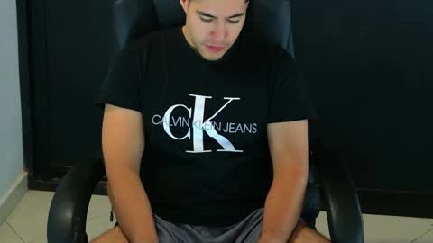 Snapshot of camara110 chatting on 02-10-25, 03:57 camara110 online show from 02-10-25, 03:57