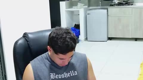 camara110 online show from 03-18-26, 01:42