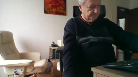 camcologne online show from 01-09-25, 12:09