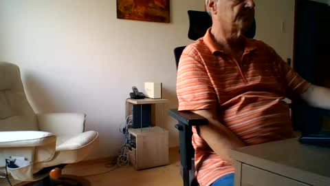 camcologne online show from 07-17-26, 08:10