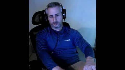 Snapshot of camcrusader chatting on 10-03-25, 09:34 herp derp online show from 10-03-25, 09:34