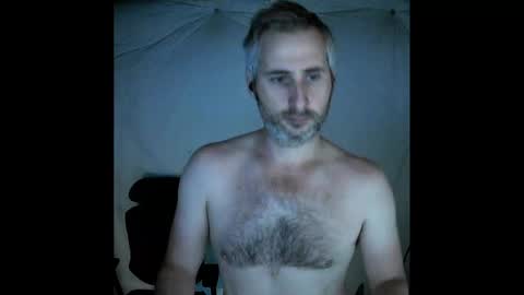 Snapshot of camcrusader chatting on 10-06-25, 04:59 herp derp online show from 10-06-25, 04:59