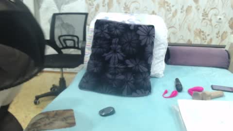 Snapshot of camdiva1 chatting on 12-12-24, 11:07 CamDiva1 online show from 12-12-24, 11:07