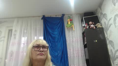 Snapshot of camdiva1 chatting on 10-02-25, 02:40 CamDiva1 online show from 10-02-25, 02:40