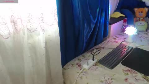 Snapshot of camdiva1 chatting on 03-01-26, 06:04 CamDiva1 online show from 03-01-26, 06:04