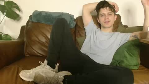 CamDoAttitude online show from 01-01-25, 07:32