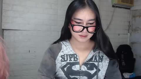 camela_star online show from 10-28-25, 06:21