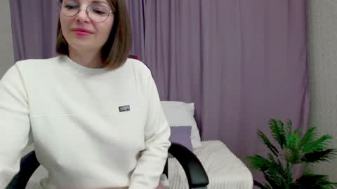 camelia_lillie online show from 01-08-25, 05:37