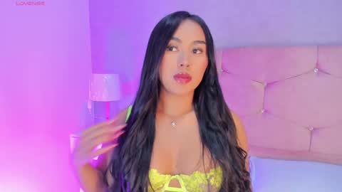 Camelia Smith online show from 09-25-25, 04:16