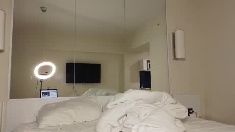 Snapshot of cameron_crowly chatting on 01-17-26, 04:00 Cameron online show from 01-17-26, 04:00