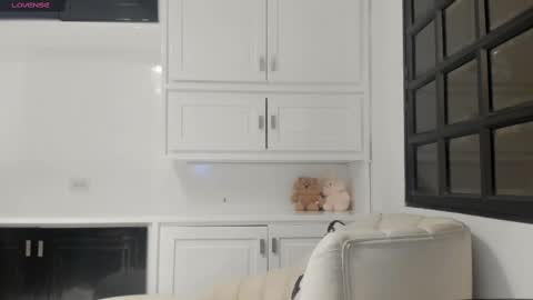  Cameron Cutee  online show from 09-30-25, 10:31