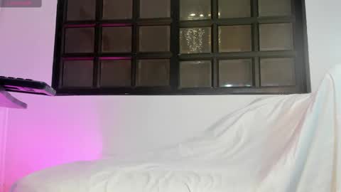  Cameron Cutee  online show from 10-04-25, 11:30