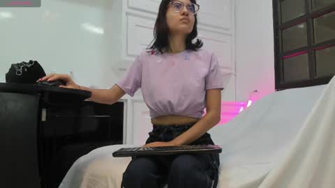  Cameron Cutee  online show from 10-05-25, 11:30